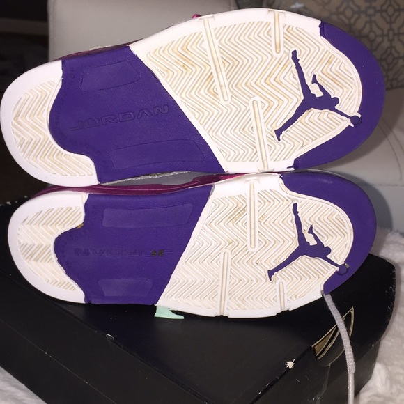 Girls retro 5 Jordan’s - Picture 4 of 6